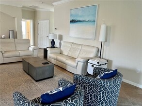 Building Photo - 9484 Casoria Ct