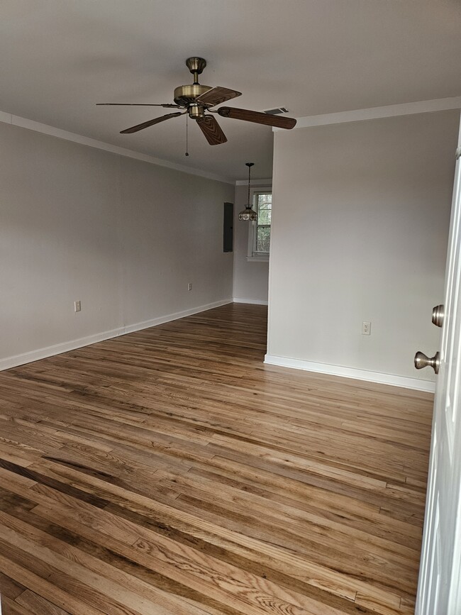 Open Living Room/Dining Room - 1012 Shawnee St