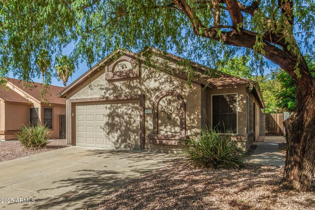 Foto del edificio - 3022 East Michigan Ave