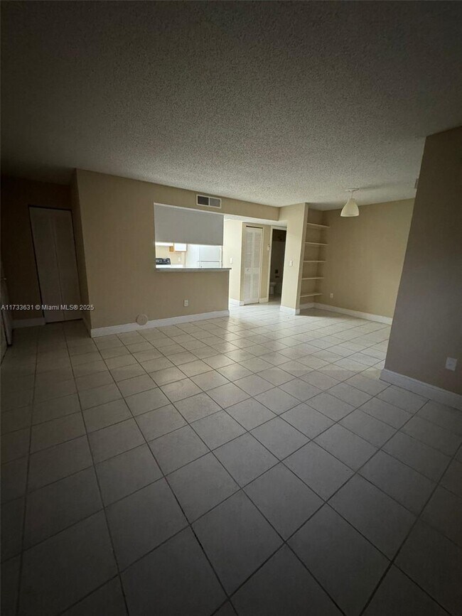 Foto del edificio - 1225 SW 46th Ave