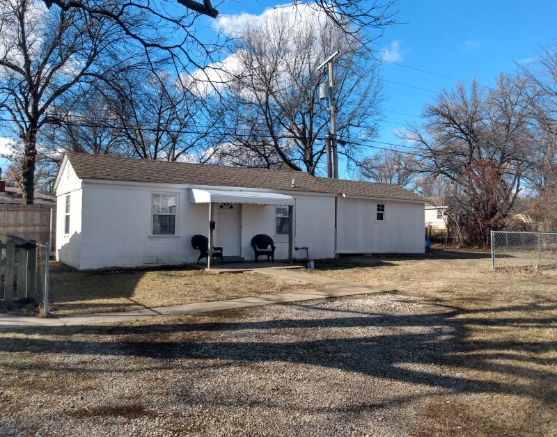 Foto principal - 1336 S 77th E Ave