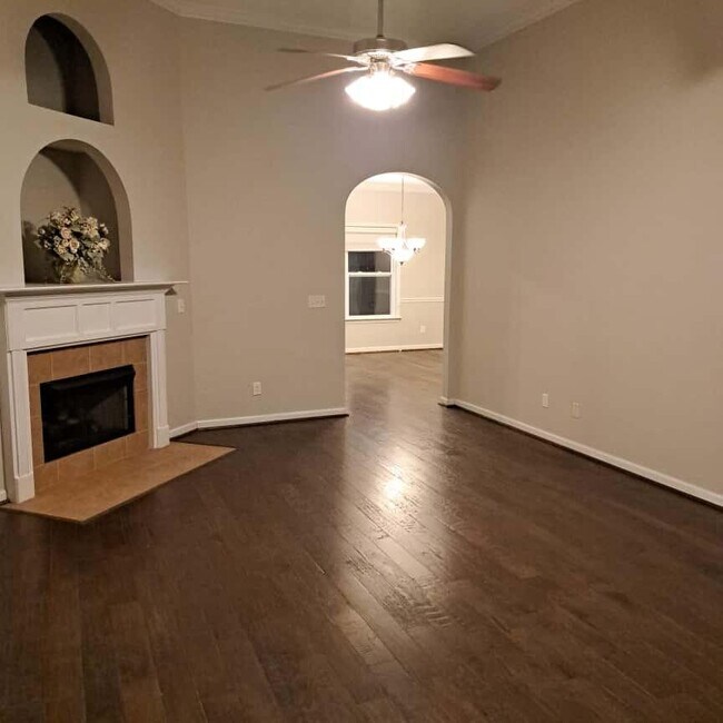 Foto del edificio - 4479 Flagstone Ln