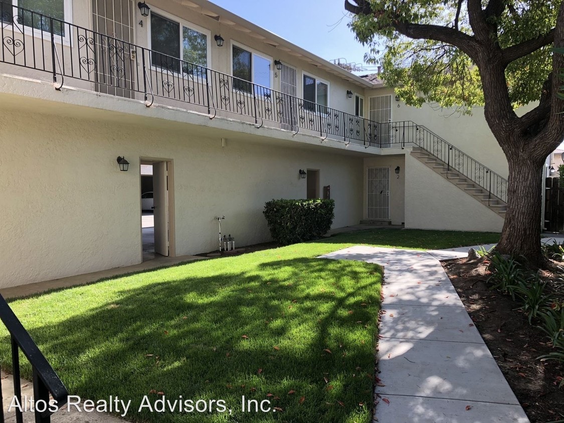 Primary Photo - 1590 Ontario Dr