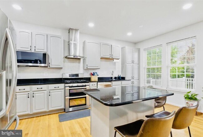 Foto del edificio - 9078 Brewer Creek Pl