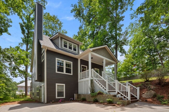 Foto del edificio - Beautiful Beaverdam Home