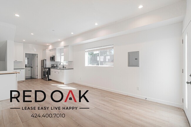 Foto del edificio - 7632 Morella Ave