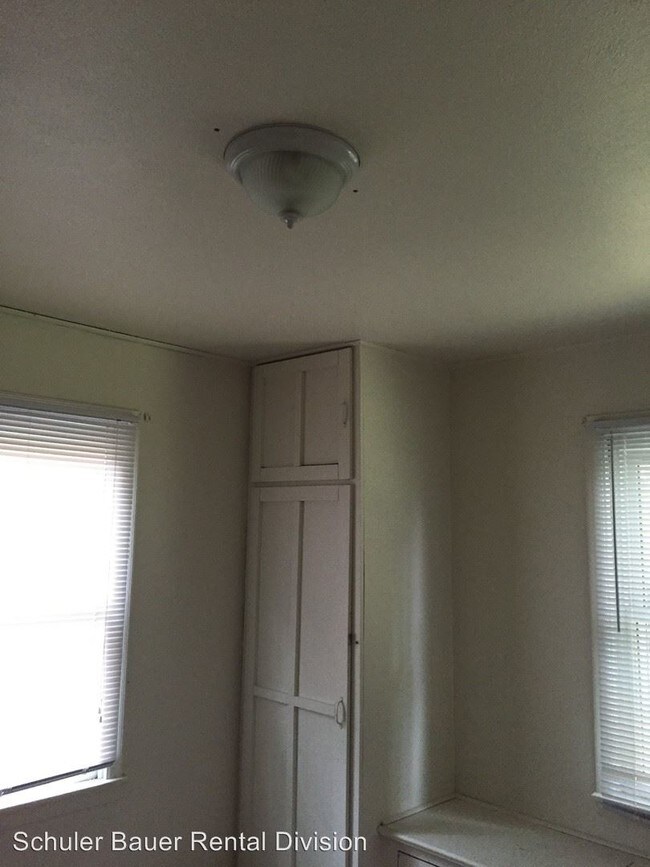 Foto del edificio - 3 br, 1 bath House - 2803 Victory Ct.