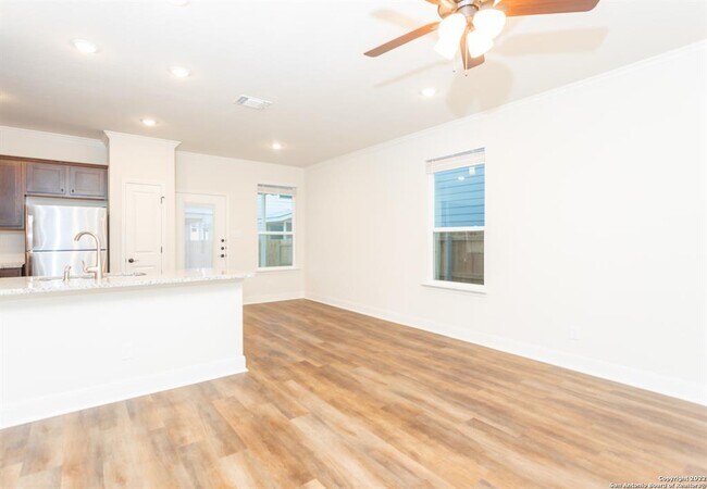 Foto del edificio - 10318 Candlewood Wy