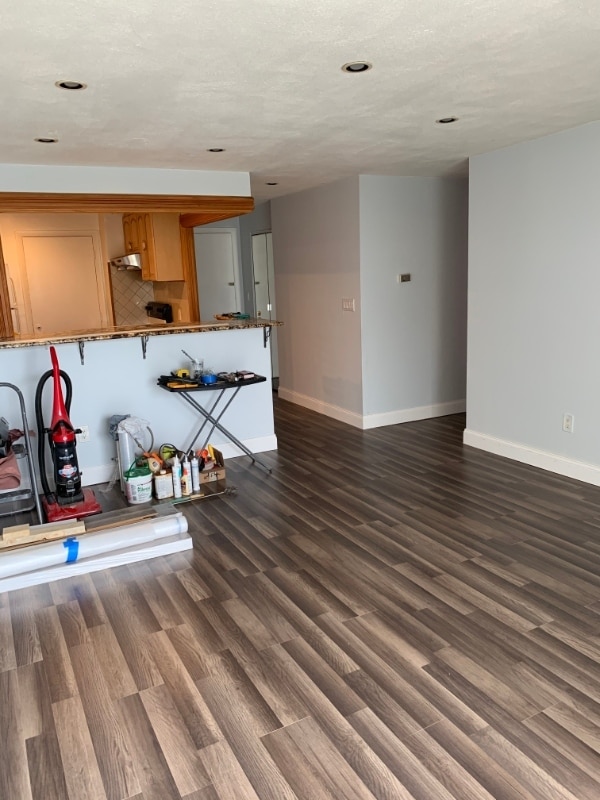 Building Photo - 1100 Governors Dr
