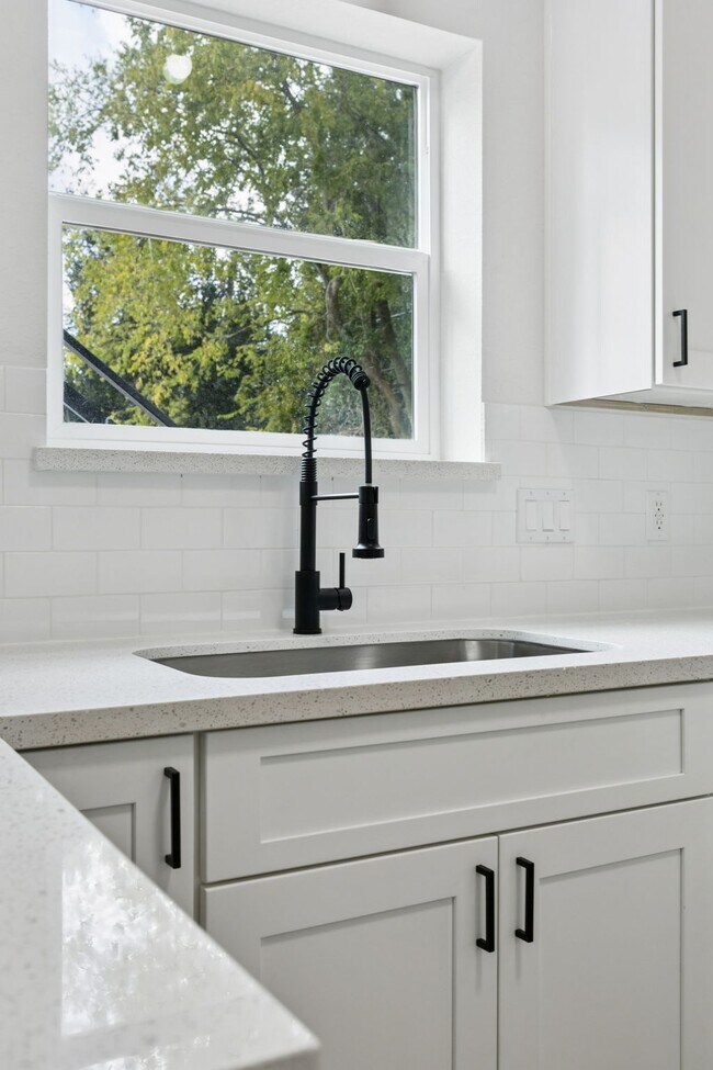 Foto del edificio - 301 Cartersville St