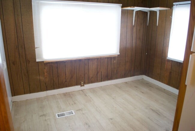 Building Photo - Cozy 2 Bed, 1 Bath Home in Idaho Falls!