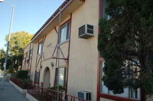 Building Photo - 12826 Vanowen St