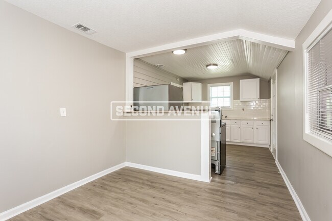 Foto del edificio - 524 E 60th ST