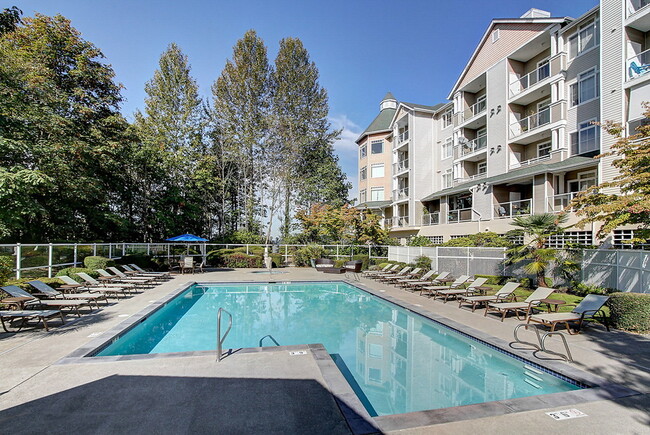 Building Photo - Pinnacle on Lake Washington