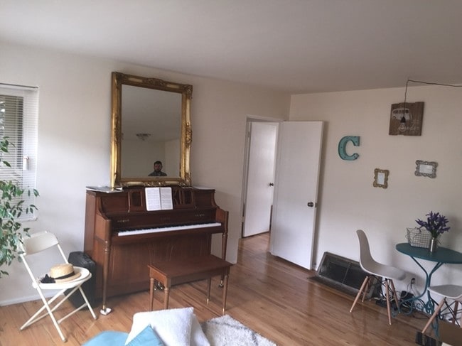 Foto del interior - 522-526 E Anapamu St