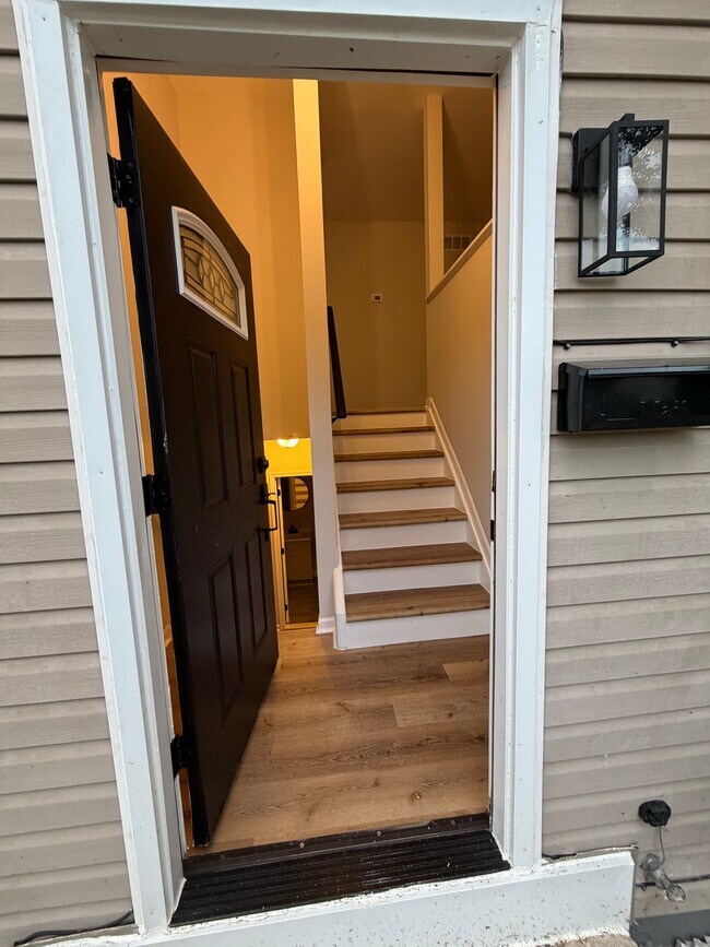 Foto del edificio - 251 Locust Ln