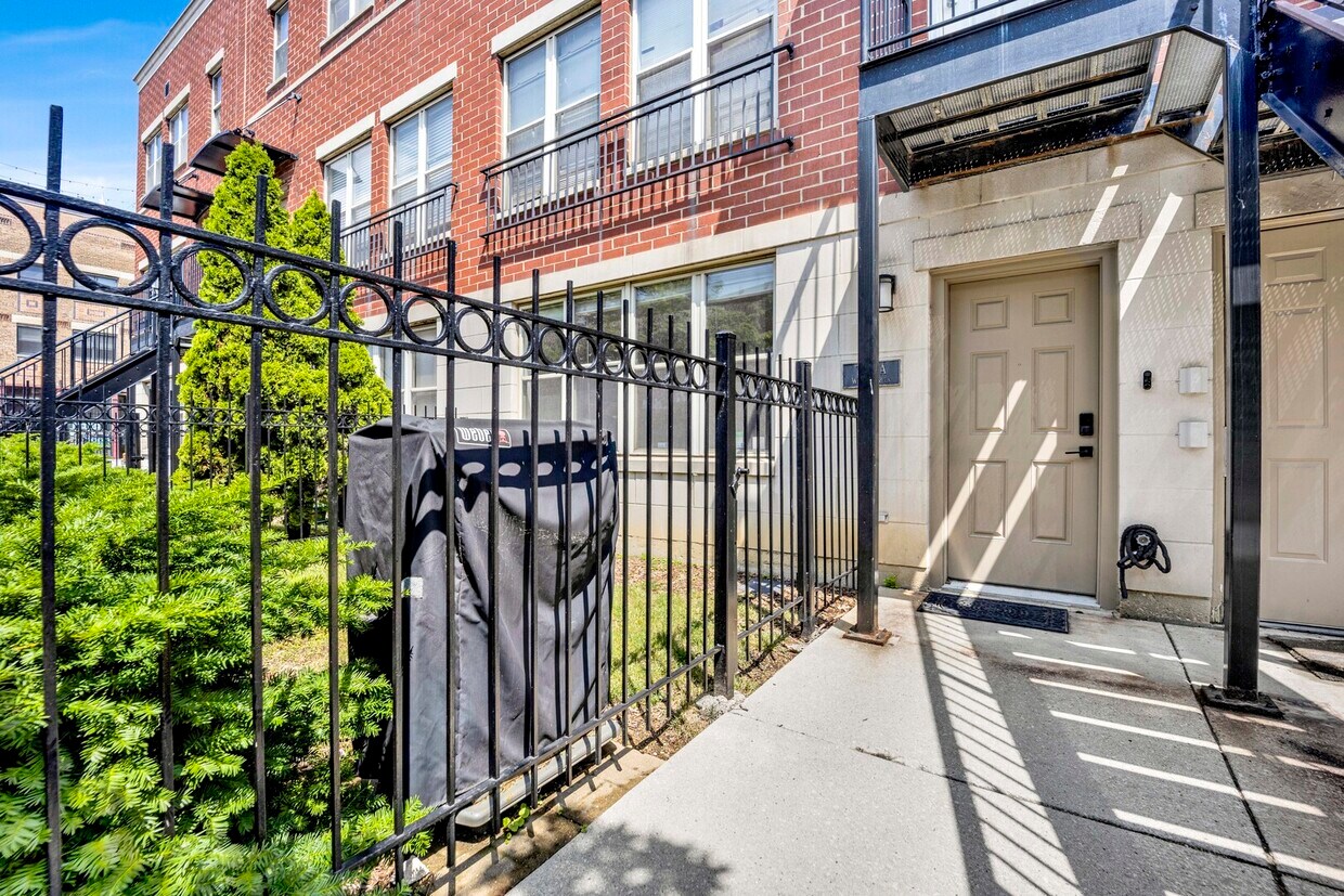 Foto principal - 754 W Evergreen Ave