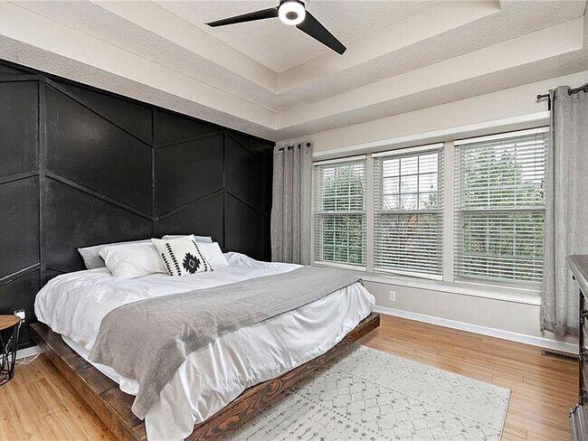 Foto del edificio - 8505 N Robinhood Ave