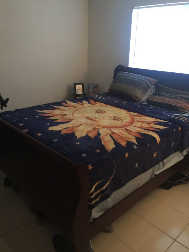 Foto del edificio - 447 Calle Pinzon