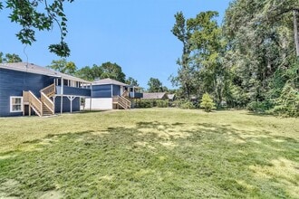 Building Photo - 16016 Green Manor Dr