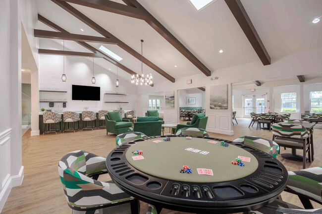 Rincón de juego - New Forest Haven - 55+ Apartments
