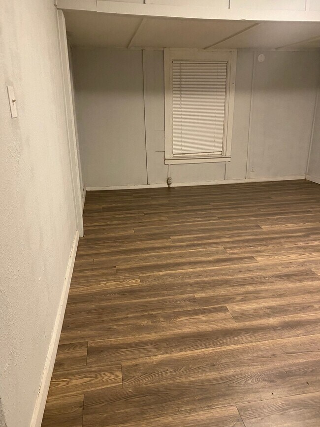 Foto del edificio - 3629 S Main St