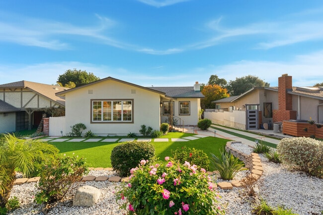 Building Photo - 274 W Laurel Ave