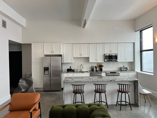 Photo - 2301 Mission St House