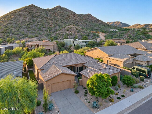 Foto del edificio - 12704 N 145th Way