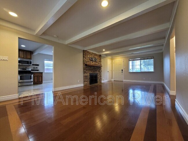 Foto del edificio - 5805 Dotmar Way