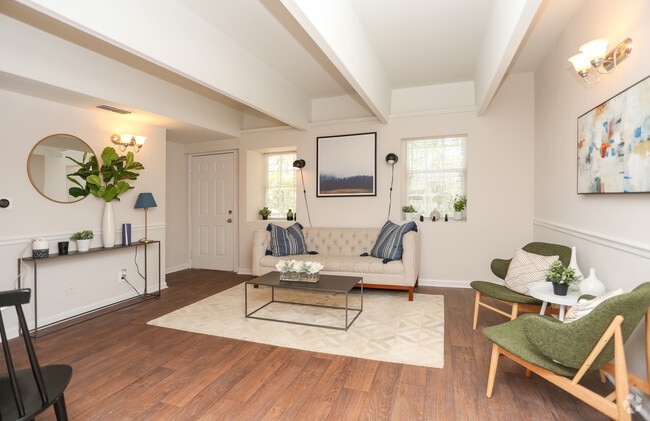 Interior Photo - Dwell @ The View