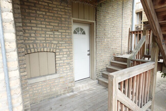 Foto del edificio - 2243 W Rosemont Ave