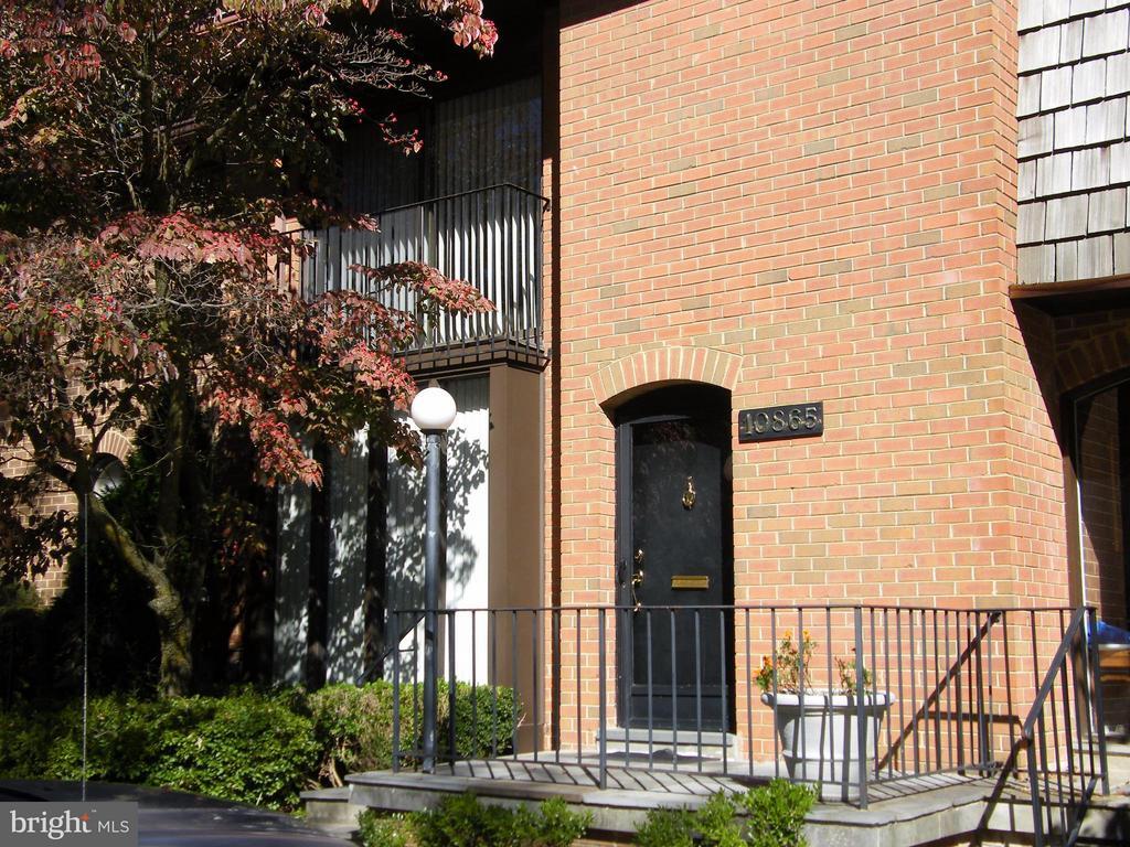Foto principal - 10865 Deborah Dr