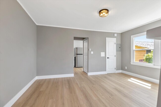 Foto del edificio - 5284 Belvedere St