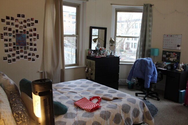 Fenway 2 bedroom apartment - 9/1 NO FEE - Fenway 2 bedroom apartment - 9/1 NO FEE