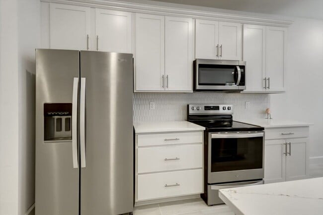 Building Photo - 4180 Sonoma Oaks Dr