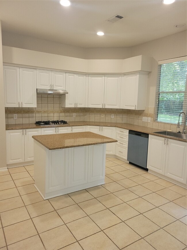 Building Photo - 3402 Crosby Landing