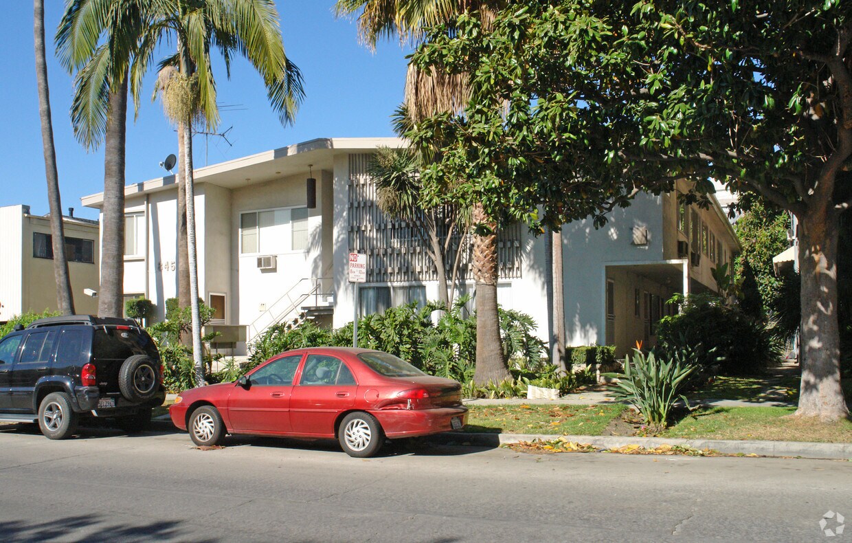 Building Photo - 845 S Bedford St