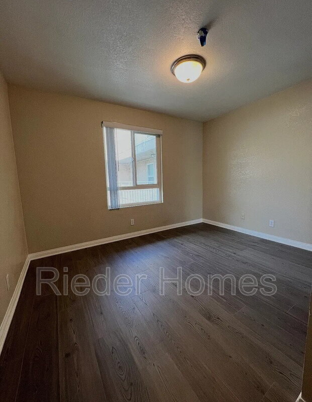 Foto del edificio - 5252 Orange Ave