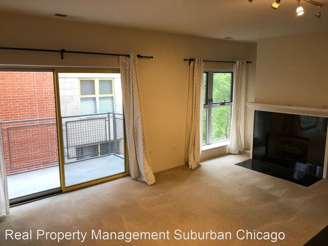 Building Photo - 1 br, 1 bath House - 1236 Chicago Ave. Uni...