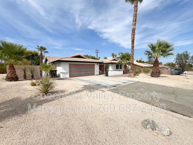 Building Photo - 372 W Dominguez Rd