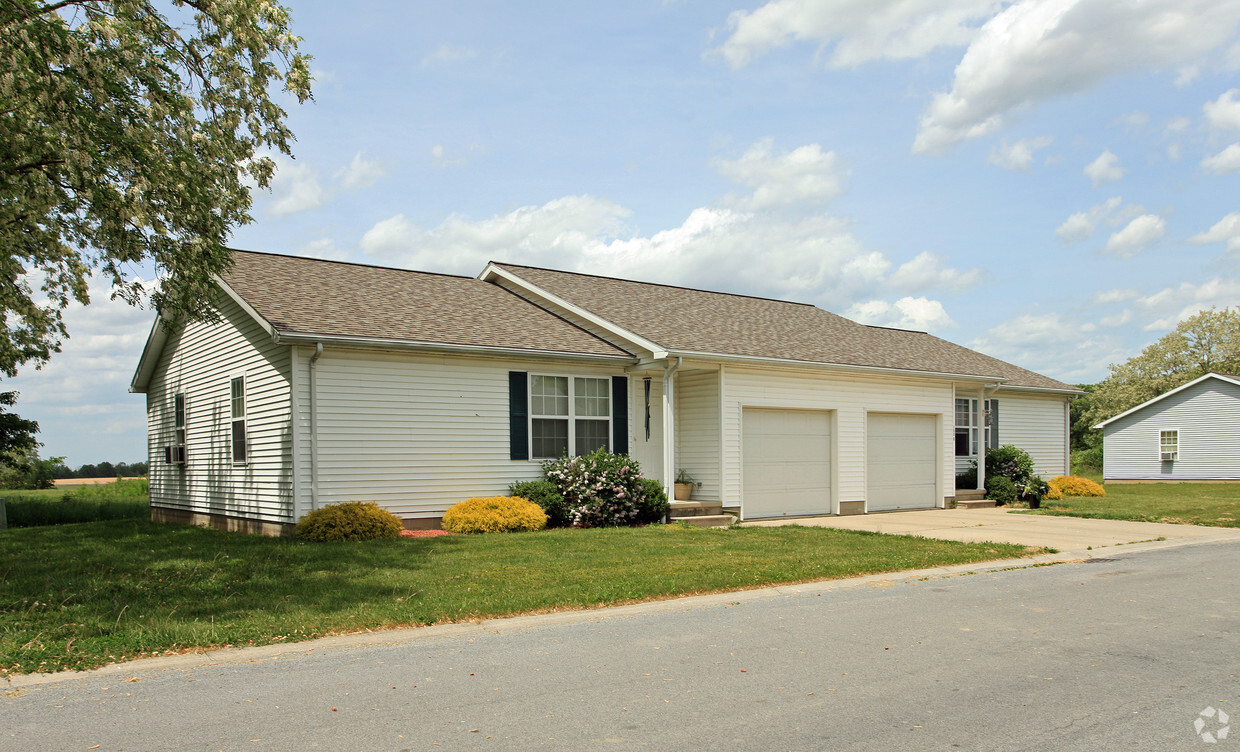 Primary Photo - Eagles Wing Apartments