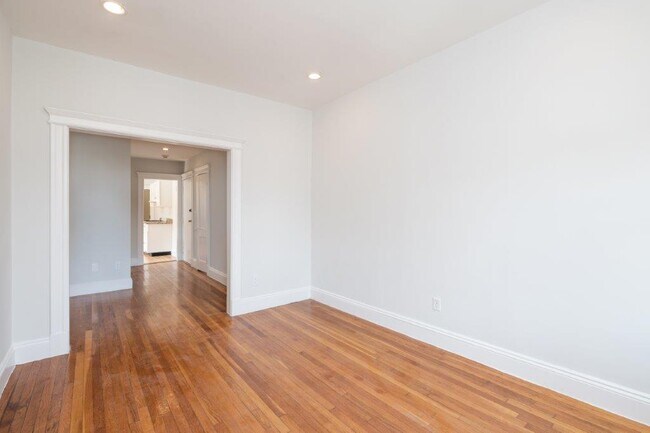 Building Photo - 15 Elko St