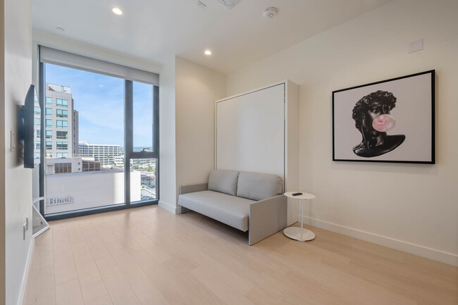 Foto del edificio - 6401 Wilshire Blvd