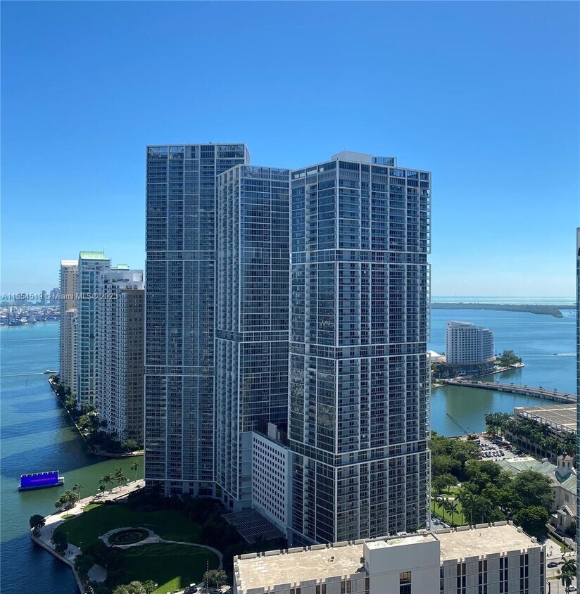 Primary Photo - 465 Brickell Ave
