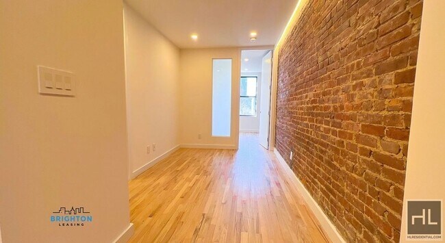 Building Photo - GUT-RENOVATED HELL'S KITCHEN 1BR NEAR COLU...