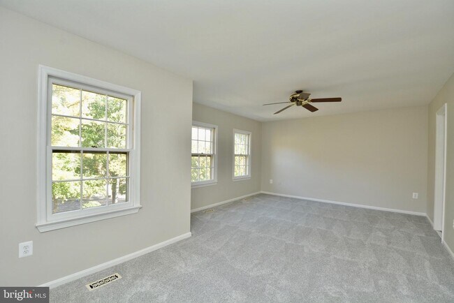 Building Photo - 7839 Ashley Glen Rd