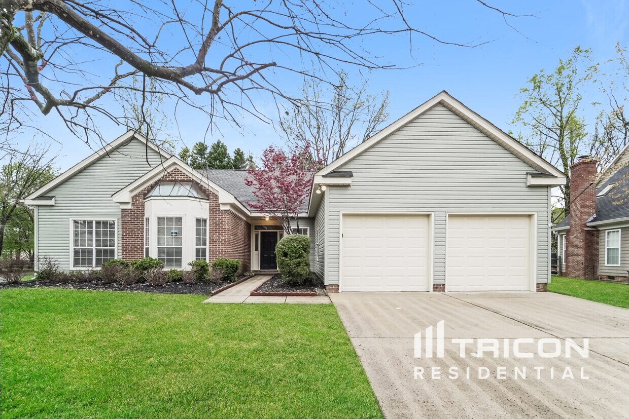Primary Photo - 11901 Harris Pointe Drive Charlotte NC