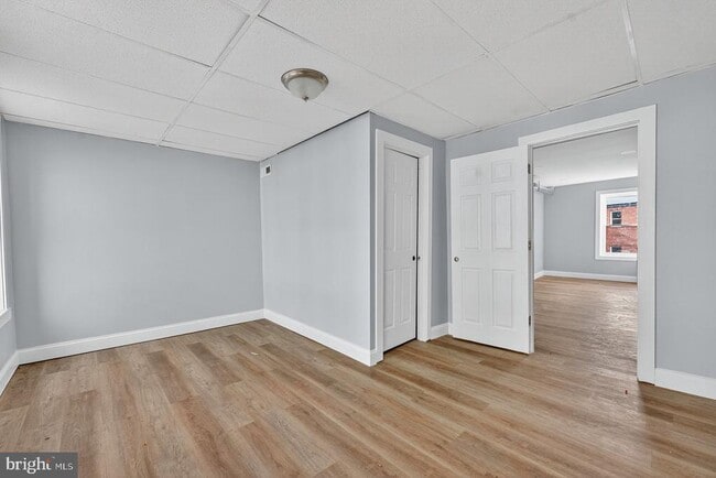 Building Photo - 11 N Willow St