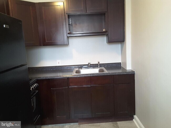 Foto del edificio - 1226 Hellerman St